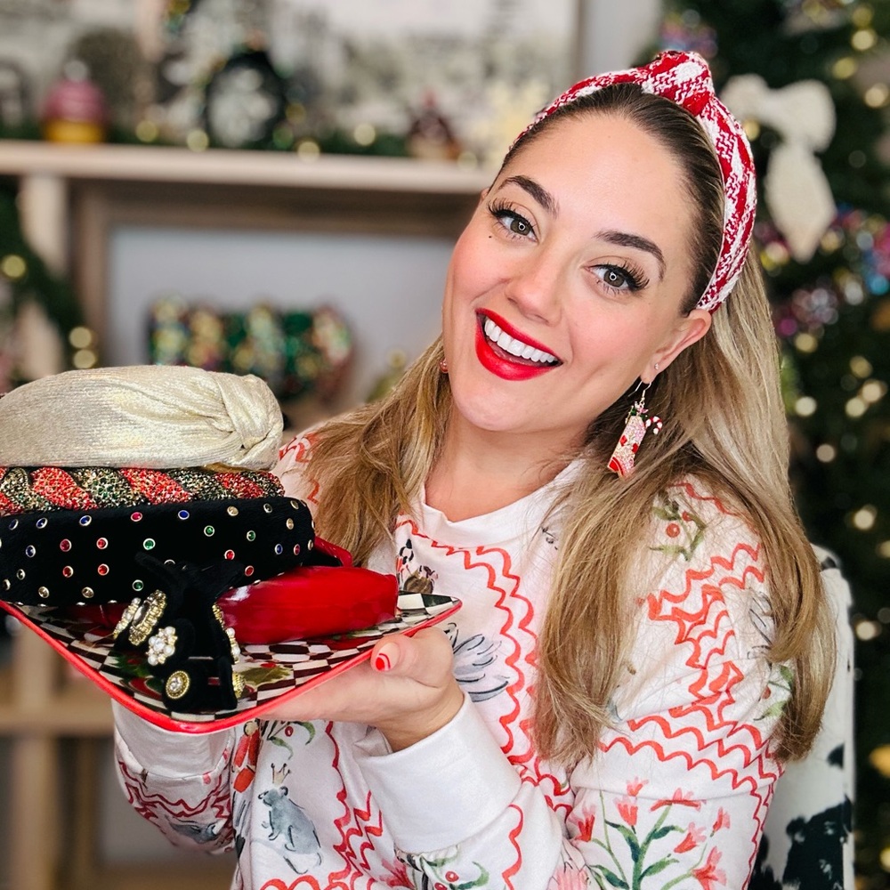 ⭐️NIA IS LIVE⭐️ - Picture 15 of 16